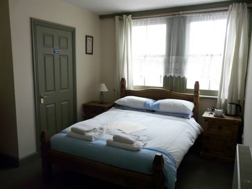 Swan Inn Lechlade Bagian luar foto